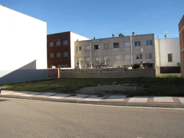 SOLAR URBANO EN L'ALDEA - foto 2