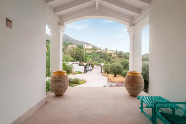 Chalet 5 habitaciones 858m² en venta - Costa del Sol — 41