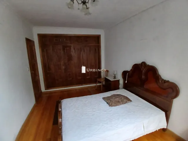 Casa de piedra con patio. centro de xinzo de limia. — 22