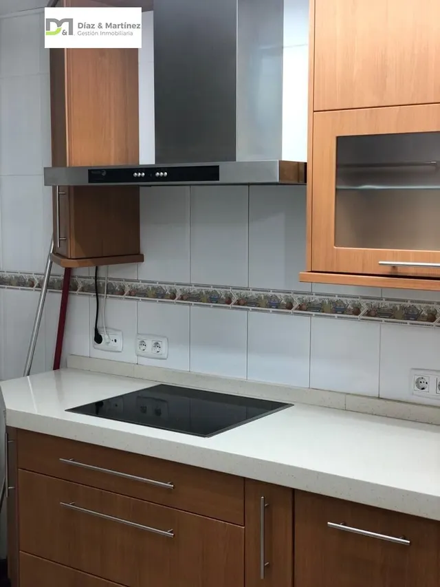 AMPLIO PISO DE 3 DORMITORIOS EN VILLANUEVA DE CARRIZO — 6