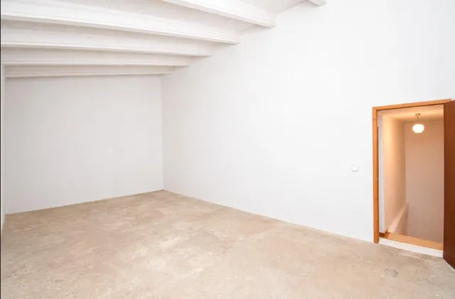 Casa de pueblo con patio en Muro — 25