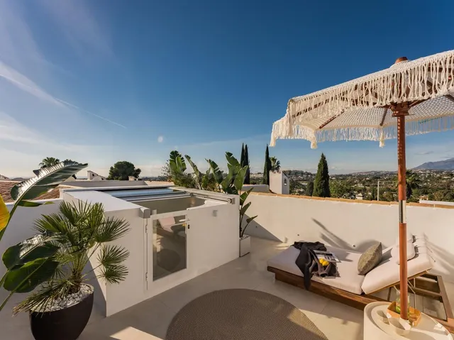 IDEAL CASA ADOSADA EN NUEVA ANDALUCIA, MARBELLA, ALOHA GOLF  - foto 3