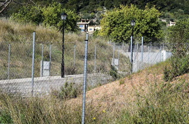 Parcela para construir dos viviendas unifamiliares en Alaró — 4