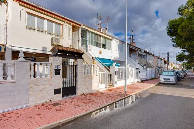 ☀️ Bungalow en planta alta en venta en la zona de Playa de los Náufragos, Torrevieja — 23
