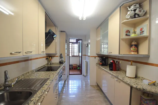 Vivienda de 4 dormitorios en una de las mejores zonas de rivas — 11