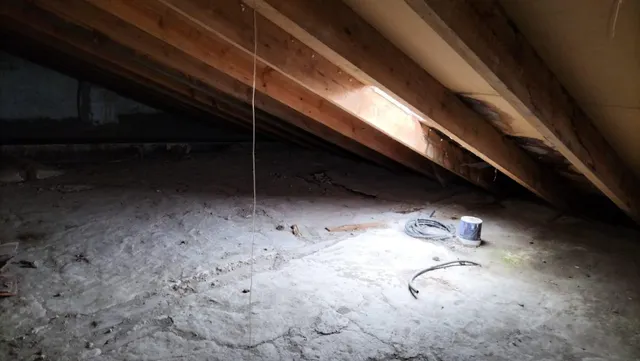 SE VENDE CASONA EN DUEÑAS — 35