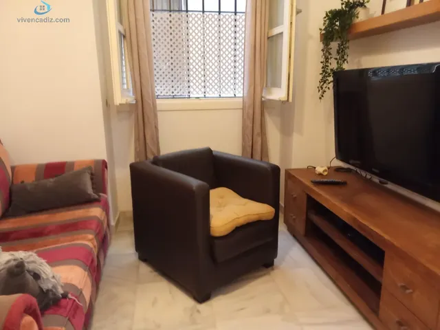 Piso en edificio rehabilitado en zona Plaza Candelaria — 2