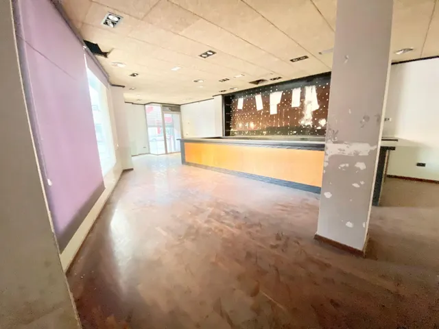 Local Comercial en Avenida Europa, para empezar a funcionar - foto 5