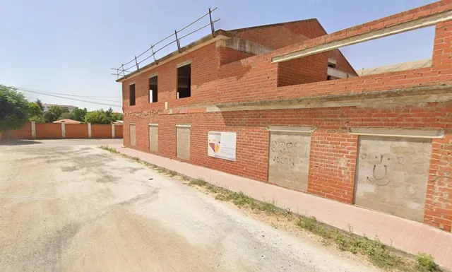 Residencia en Construcción en venta en Madroñera, Cáceres — 3
