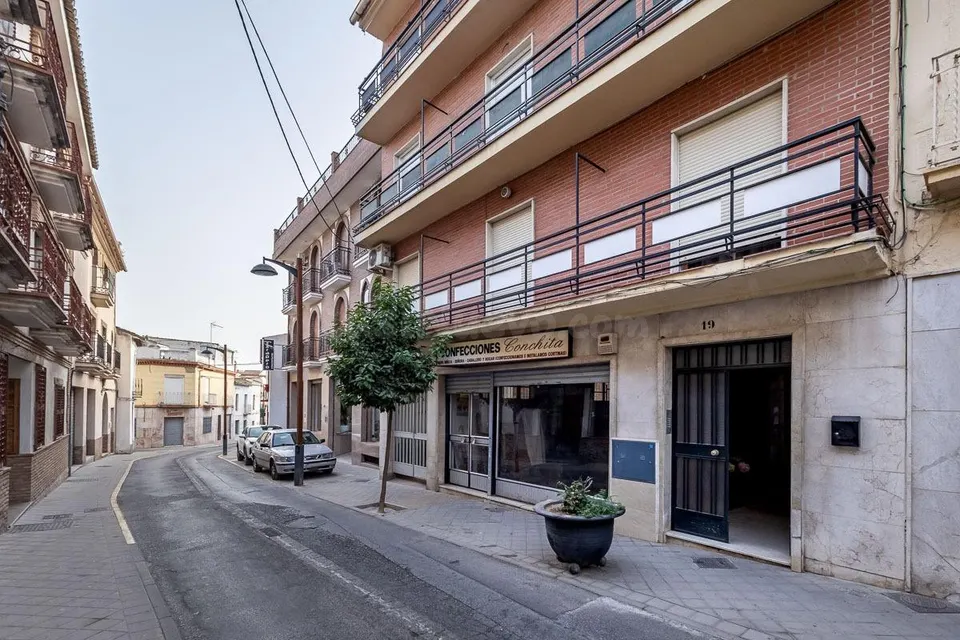 Piso de gran tamaño con múltiples posibilidades en  Peligros