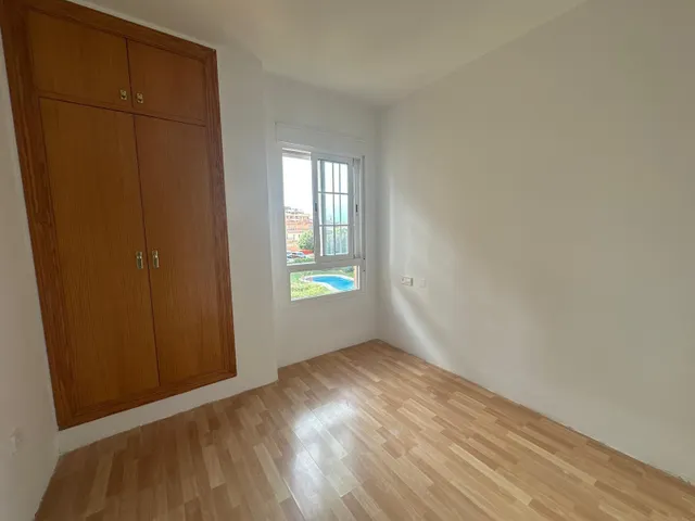 Venta de piso nuevo con tres dormitorios en Aguadulce sur. — 9