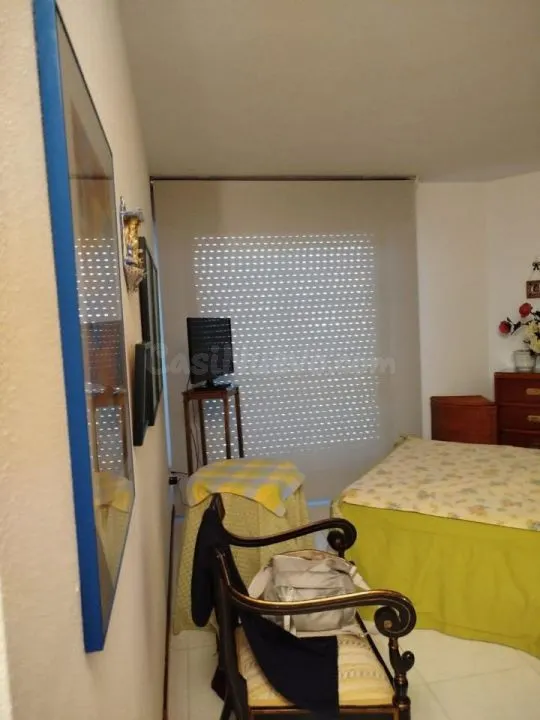 SE ALQUiLA APARTAMENTO EN SANXENXO CON DOS PLAZAS DE GARAJE - foto 3