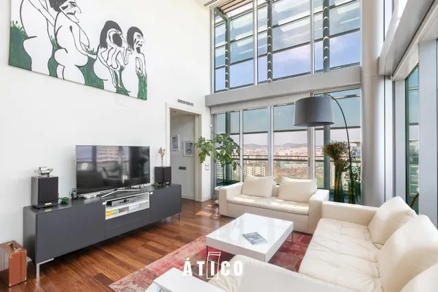 En venta ático dúplex con terraza de 72m2 con vistas al mar  - foto 3