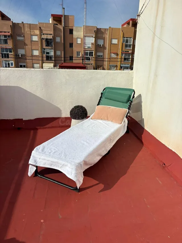 PISO REFORMADO A 10 MINUTOS DE LA PLAYA Y DE LAS UNIVERSIDAD - foto 4
