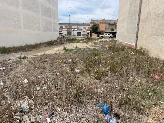 SOLAR EN DOLORES-  REF-10 A