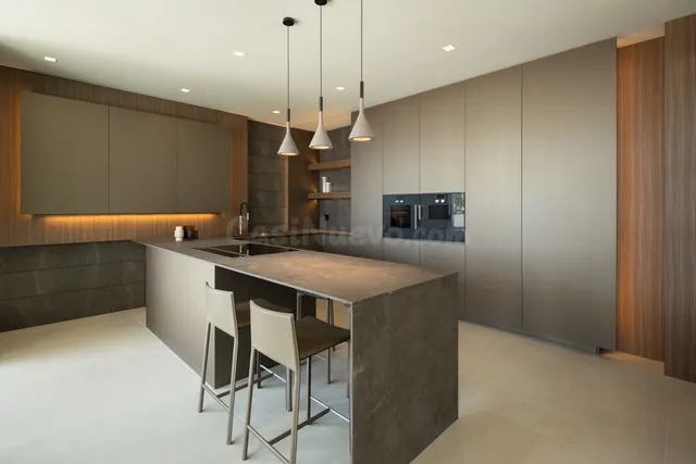 Chalet 5 habitaciones 540m² en venta - Costa del Sol — 3