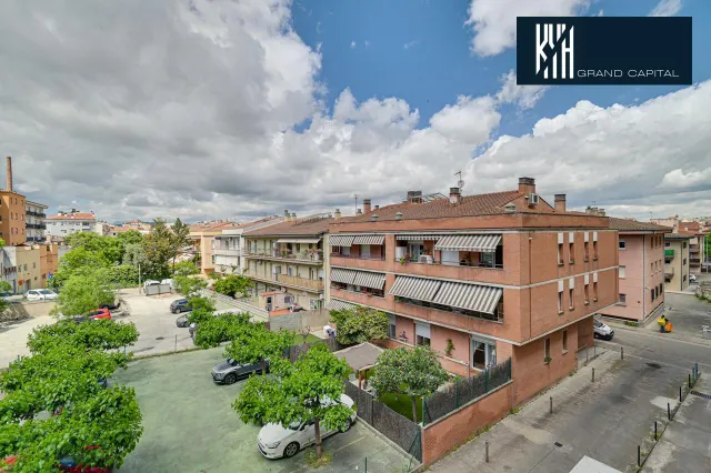 PISO LLUIS PERICOT — 38