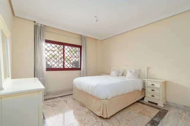 Apartamento 3 habitaciones 198m² en venta - Centro — 15