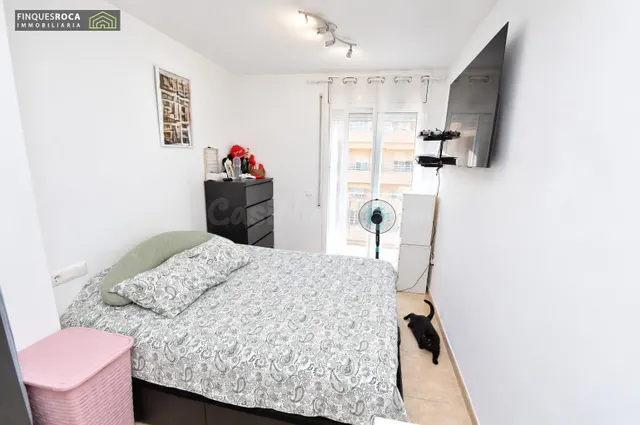 **AMPLIO PISO DE 3 habitaciones CON BALCÓN Y TERRAZA EN LA RÀPITA** — 5