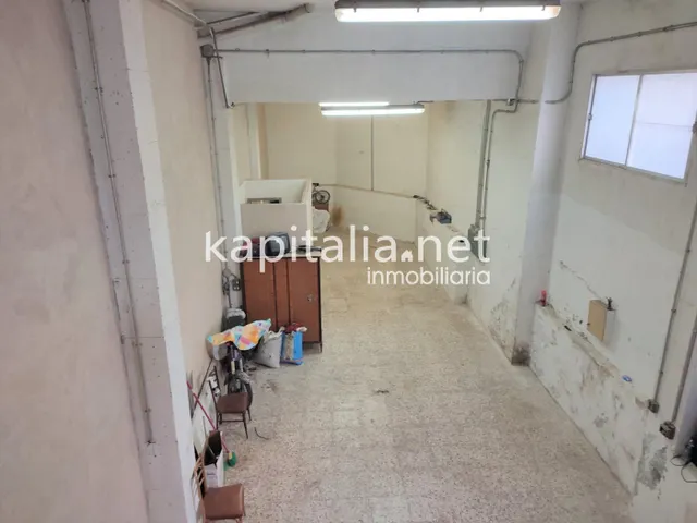 LOCAL COMERCIAL A LA VENTA EN BOCAIRENT — 8