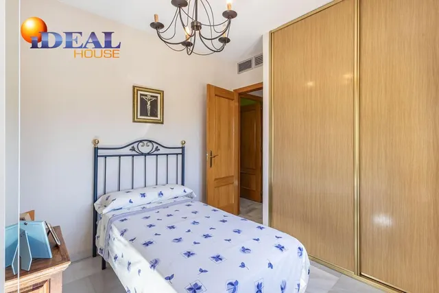 VIVIENDA con encanto en PALACIO DE DEPORTES — 19