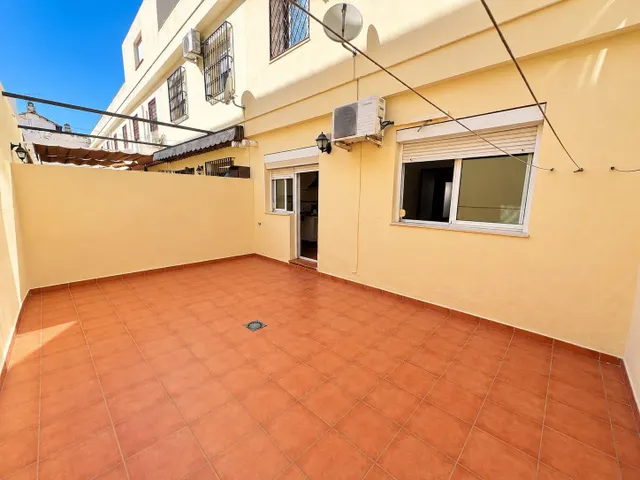 Piso 4 habitaciones 136m² en venta - Arco norte - Avda España — 21