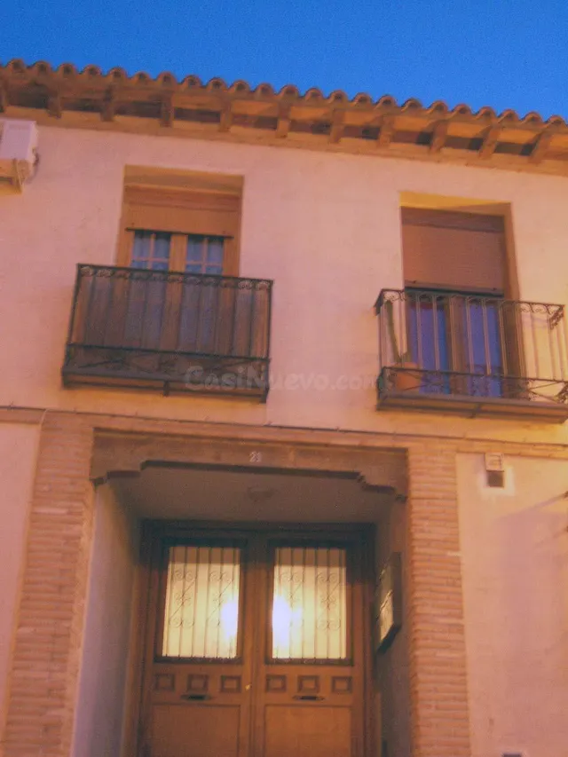 Se vende Casa Adosada OKUPADA en CL FRANCISCO DE GOYA 21 Chi