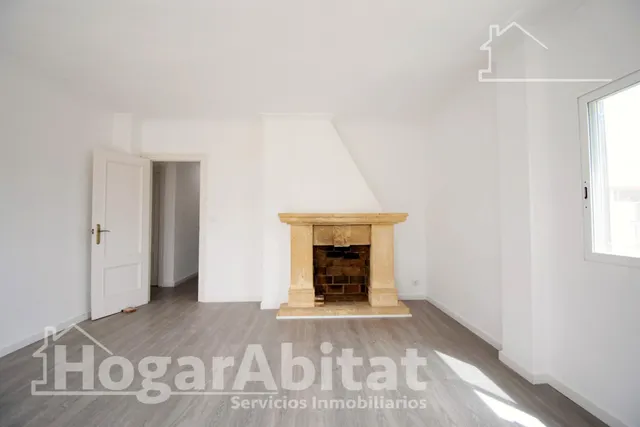 ÁTICO REFORMADO CON TERRAZA Y VISTAS DESPEJADAS AL MONTGÓ — 21