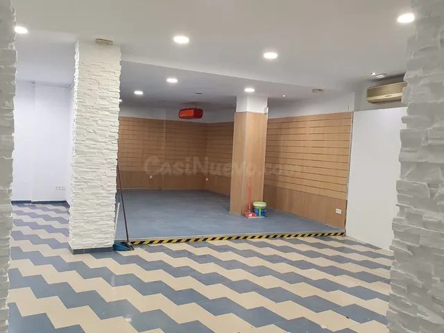 Local comercial 274m² en venta - Marbella - foto 4