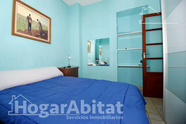 MAGNIFICA CASA CON TERRAZA Y LOCAL COMERCIAL EN EL CENTRO — 20