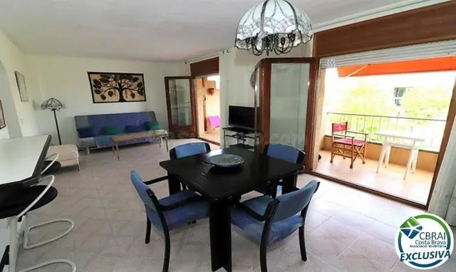 Precioso y amplio apartamento de dos dormitorios cerca de la - foto 4
