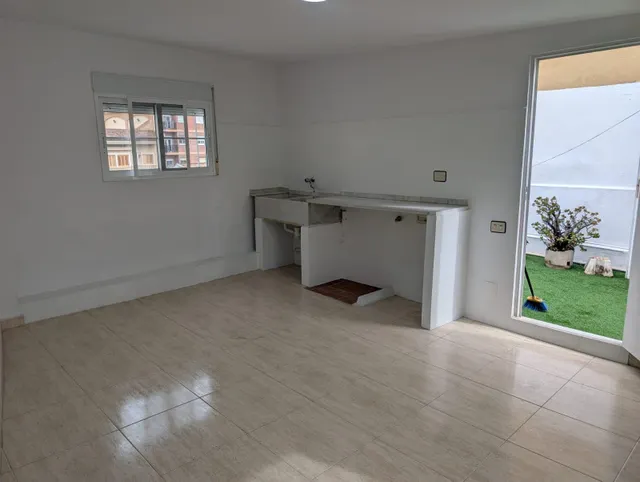 Espectacular Ático en Paterna con Terraza Privada — 9