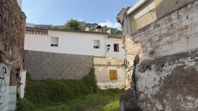 QUIERES UNA PARCELA EN EL CASTILLO DE SAGUNTO...? — 2