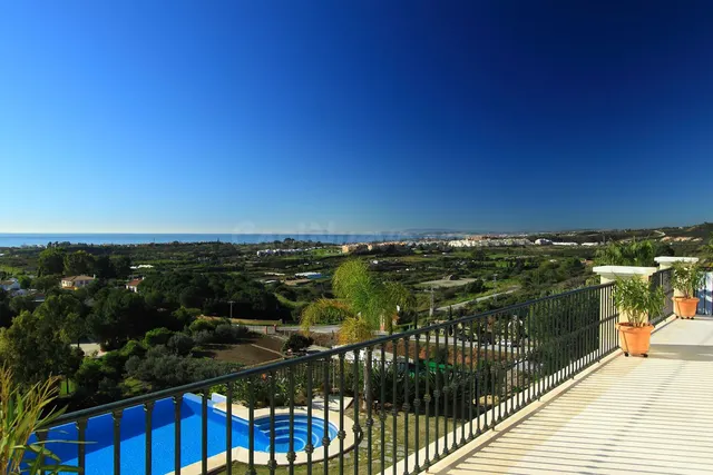 Villa 4 habitaciones 560m² en alquiler - Costa del Sol - foto 2