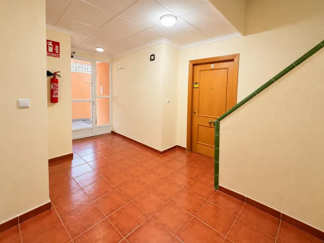 Estudio en venta en Torrevieja, a 700 m de la Playa del Cura — 14