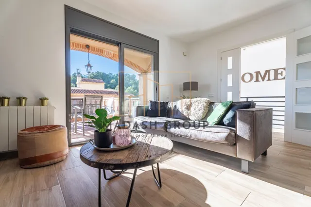 Increíble casa independiente en Roda de Berà con vistas al m - foto 4