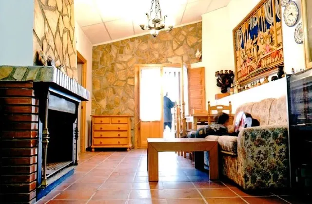 CASA EN CARCELÉN — 4