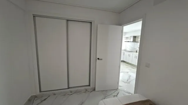 APARTAMENTO DE 2 DORMITORIOS RECIEN REFORMADO — 13