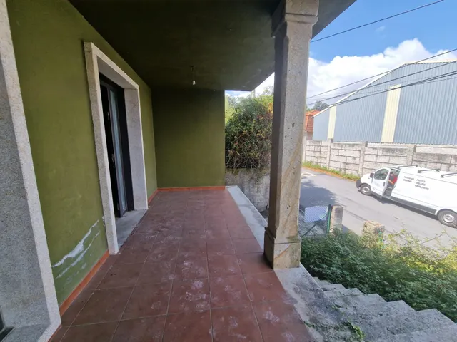Chalet en Venta en Vilaboa — 30