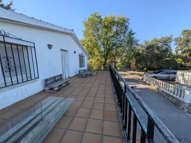 AMPLIO CHALET Urbanización El Mirador de Hontoba (Guadalajara) — 35