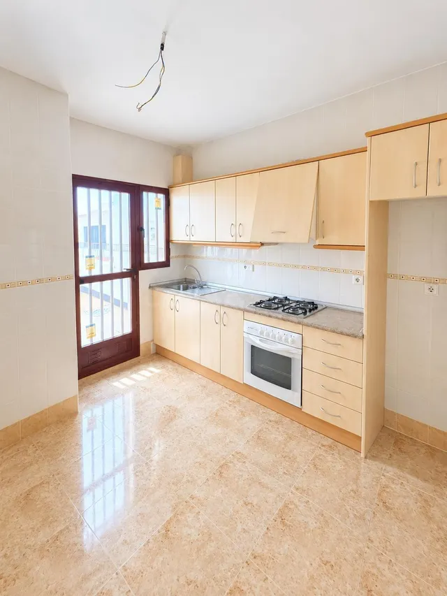 PISO A ESTRENAR DE 135 M2 CON GARAJE Y TRASTERO EN LOS ALCÁZ