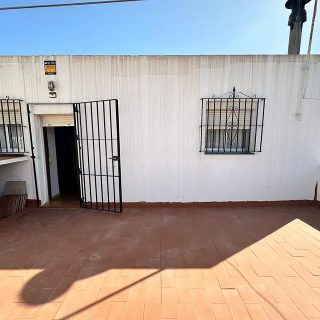 Casa en venta en Los Pastores (Algeciras) — 25
