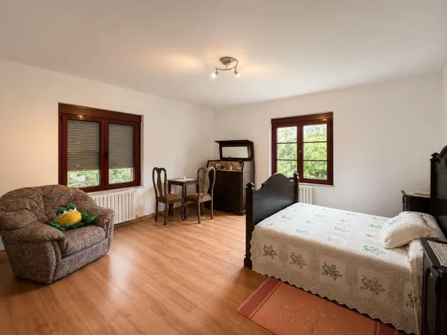 Adosado 6 habitaciones 477m² en venta - Viveiro — 28