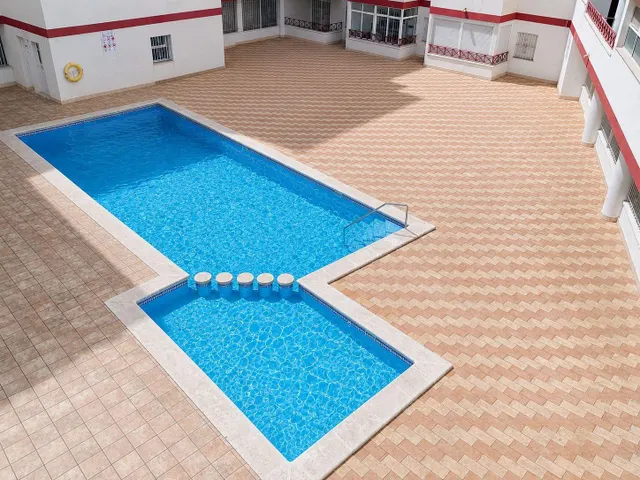 Piso 2 habitaciones 1 Baño con piscina Parque de las Naciones — 14