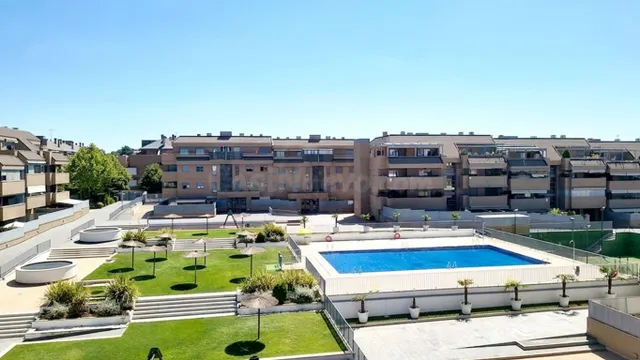 Espectacular Ático de 2 habitaciones y 3 terrazas en la excl