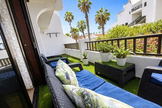 Apartamento en Parque Santiago 1 con terraza, parking y pisc - foto 2