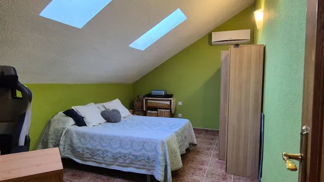 Original chalet con piscina cubierta — 46