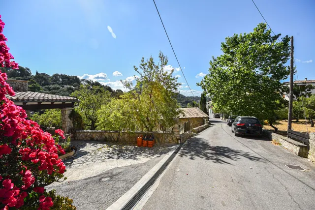 Encantadora planta baja con terreno para disfrutar de la paz - foto 3