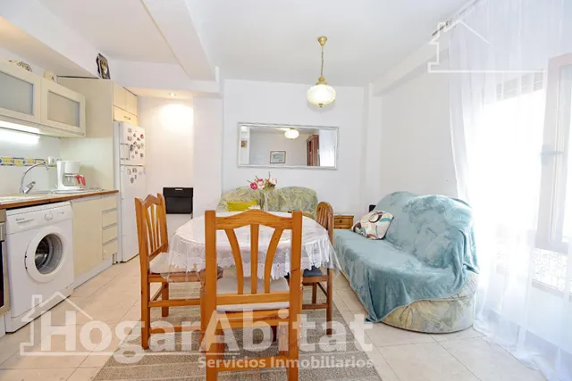 Precioso ático dúplex, impecable y luminoso, todo amueblado y en pleno centro histórico — 32