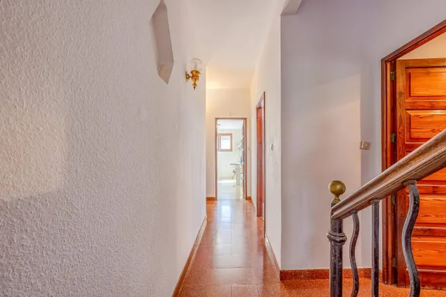 Casa con encanto en tafira, amplia parcela y construcciones auxiliares — 26